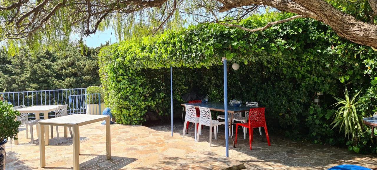Villa Adriandre Rayol-Canadel-sur-Mer Exterior photo